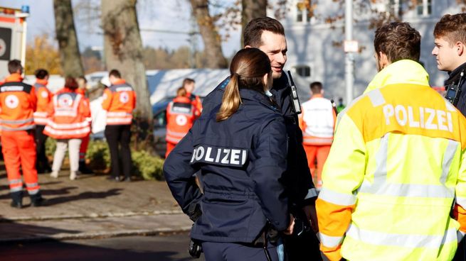 La policía de Alemania desarticuló un grupo de extremistas antivacunas en Dresde que planeaba atentados.