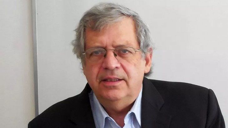 Gabriel Rubinstein. Gabriel Rubinstein.