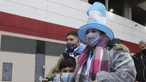 en tres horas se agotaron las entradas para el partido argentina-uruguay