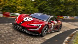 Este nuevo auto de producción de BYD es el más veloz. Este nuevo auto de producción de BYD es el más veloz.