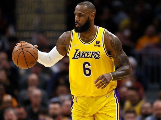 lebron james.jpg