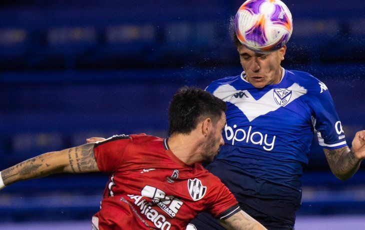 Se va con una sonrisa. Vélez le ganó a Central Córdoba y cerró la Liga Profesional con cinco triunfos seguidos como local.