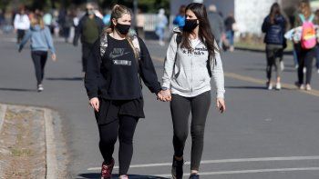 coronavirus en argentina: con 283 fallecimientos se alcanzo un nuevo maximo en 24 horas