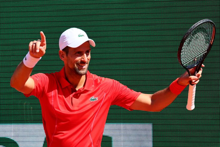 Novak Djokovic ironically mocks the public that booed him at the Monte Carlo Masters 1000, where he reached the quarterfinals after defeating the Italian Lorenzo Mussetti. Novak Djokovic ironically mocks the public that booed him at the Monte Carlo Masters 1000, where he reached the quarterfinals after defeating the Italian Lorenzo Mussetti.