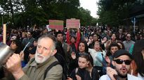 Cacerolazo en Mar del Plata contra Javier Milei.&nbsp;