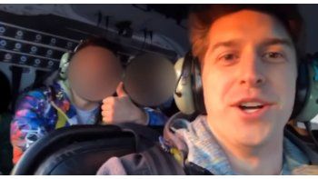 Richard Vance informó problemas en el motor en un llamado de auxilio antes de precipitarse la aeronave a las aguas del río.