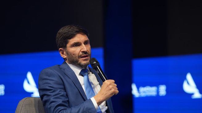 Maximiliano Pullaro, gobernador de Santa Fe.