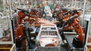 La producción nacional de vehículos alcanzó las 37.762 unidades, lo que representó una caída del 21,5% interanual. La producción nacional de vehículos alcanzó las 37.762 unidades, lo que representó una caída del 21,5% interanual.