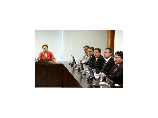 Dilma, con integrantes de la Corte Suprema.