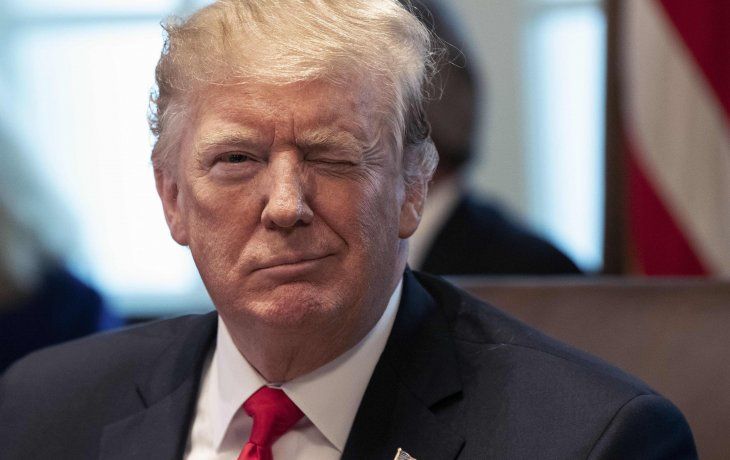 Trump sumó a un multimillonario a su lista de enemigos electorales