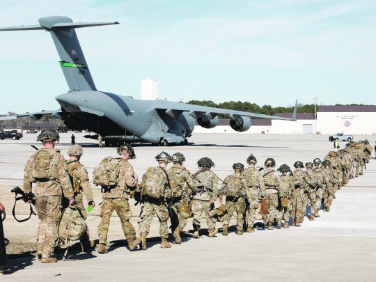 DESPLIEGUE. Con el envío de los 750 militares, el Pentágono busca reforzar la protección de sus instalaciones en Medio Oriente.