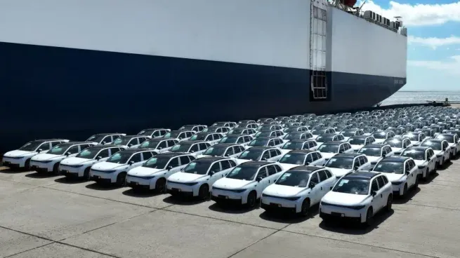 China continúa liderando el planeta automotor