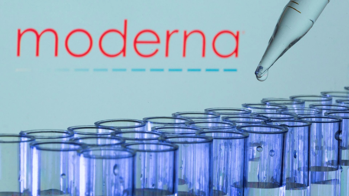 Moderna shares surged more than 8%: what drove their price on Wall Street