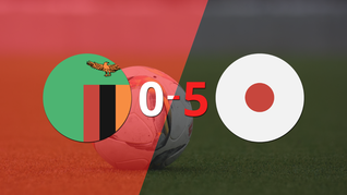 hinata miyazawa anoto un doblete en la goleada 5-0 de japon a zambia