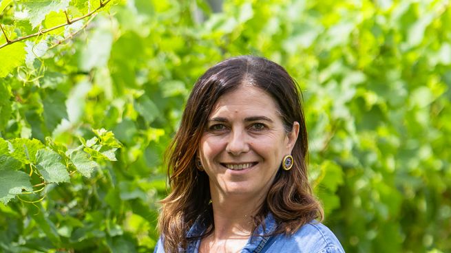 Anne Bousquet está hoy a cargo de la bodega iniciada por su padre.&nbsp;