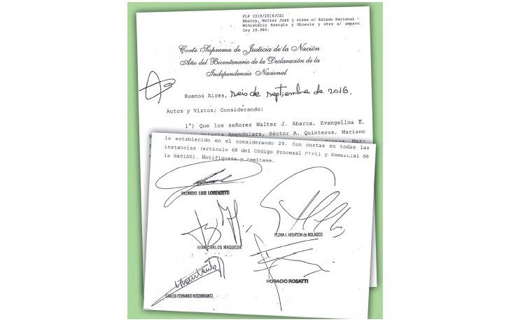 Pronunciamiento. Facsímil del fallo de la Corte ayer, con la firma de la totalidad de sus miembros.