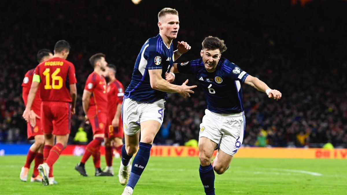 Scotland gave the blow and lowered Spain from the top