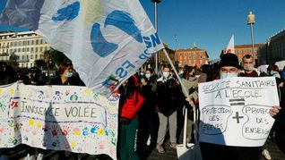 Francia enfrenta huelga de maestros contra gestión de covid en escuelas