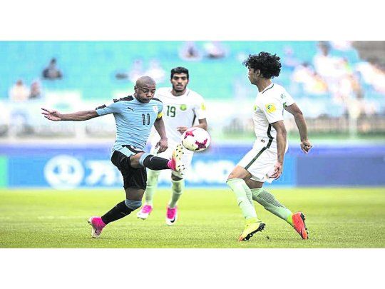 inminente llegada. El volante uruguayo Nicolás De la Cruz hace fuerza por venir a River y en las próximas horas se le puede dar.