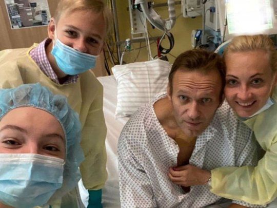 El líder opositor ruso Alexéi Navalny sigue internadoen Berlín