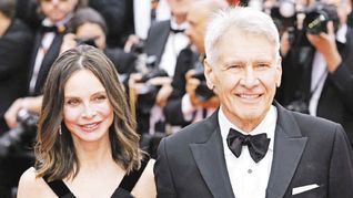 ford. El intérprete de Indiana Jones con su esposa Calista Flockhart.