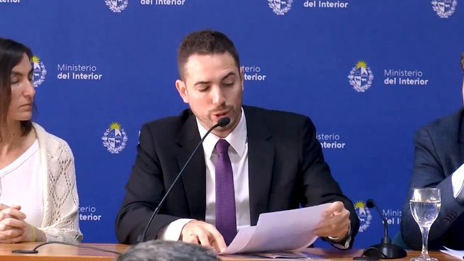 Diego Sanjurjo se reúne con el futuro ministro del Interior, Carlos Negro.