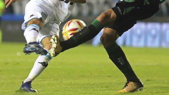 afa cerro el libro de pases de la superliga hasta que los clubes emitan el libre deuda
