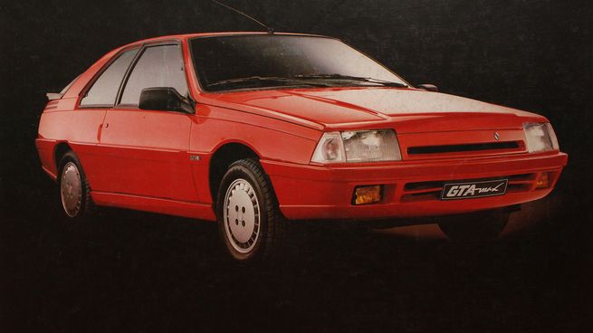 renault fuego.jpg