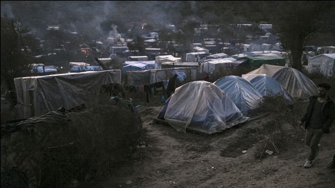 Campamento de migrantes en Grecia.jpg