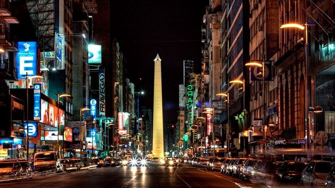 Actualmente, gran parte de los musicales argentinos se realizan en teatros de calle Corrientes.