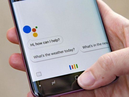 El Asistente de Google puede automatizar tareas diarias, reconocer al usuario y ofrecer respuestas alineadas a sus preferencias.