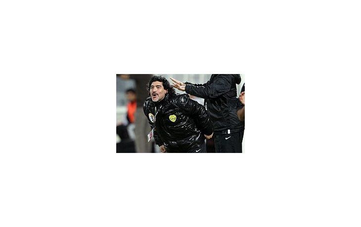 Maradona es candidato a dirigir la Selección de Emiratos Árabes.