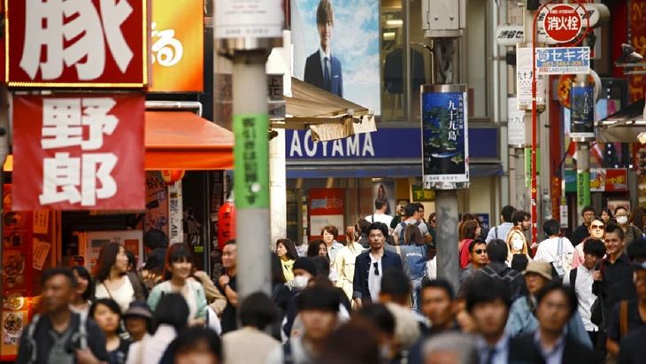 Japón: el plan del gobierno para hacer crecer la tasa de natalidad