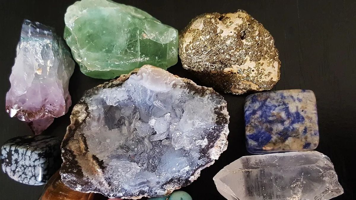 Full Moon: How to use it to clean your precious stones