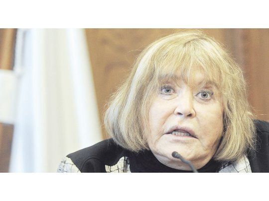 Renuncia. María Servini de Cubría tenía mandato hasta el 30 de marzo, pero anticipó su salida alegando “motivos personales”. Denuncia presiones para que deje el juzgado nacional con competencia electoral.