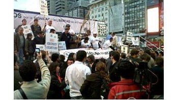 La protesta de la Mesa de Enlace reunió a decenas de productores en el Obelisco. (Foto: gentileza Ateneo SRA)