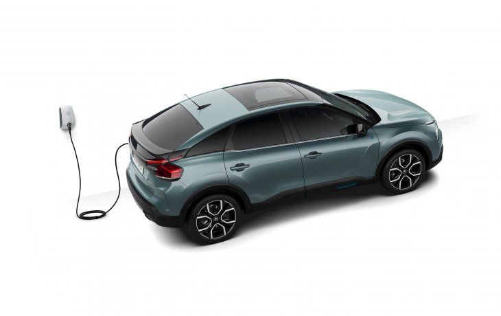 Eléctrico a la moda de las siluetas SUV- cupé