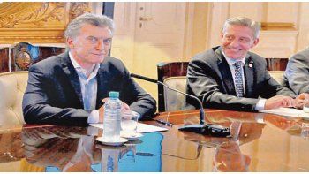 ámbito.com | TENSIÓN. La relación entre Mauricio Macri y Mariano Arcioni no logra todavía la suficiente sintonía política, pese a las señales de la provincia.