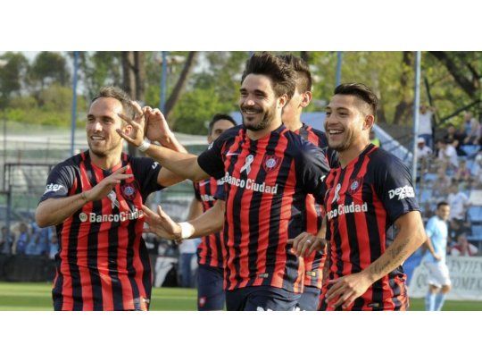 San Lorenzo no le quiere perder pisada a Boca.