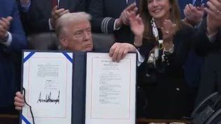 EEUU puso fin al shoutdown del gobierno. EEUU puso fin al shoutdown del gobierno.