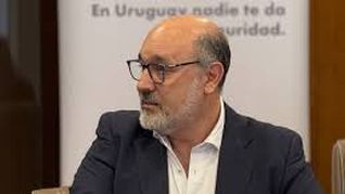 El presidente del Banco de Seguros del Estado (BSE), Marcos Otheguy, aclaró que no posee el título de licenciado en Historia a pesar de que en algunos documentos oficiales figura de esa manera. El presidente del Banco de Seguros del Estado (BSE), Marcos Otheguy, aclaró que no posee el título de licenciado en Historia a pesar de que en algunos documentos oficiales figura de esa manera.