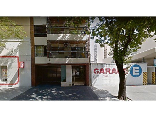 Investigación. El marido de la víctima llamó a un servicio de emergencias para denunciar el hallazgo, pero la muerte habría ocurrido 5 días antes.