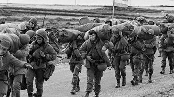 Con diferentes actos, rindieron homenaje a excombatientes de Malvinas