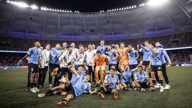 Uruguay avanzó a semifinales del Mundial Sub-20 en Santiago del Estero.