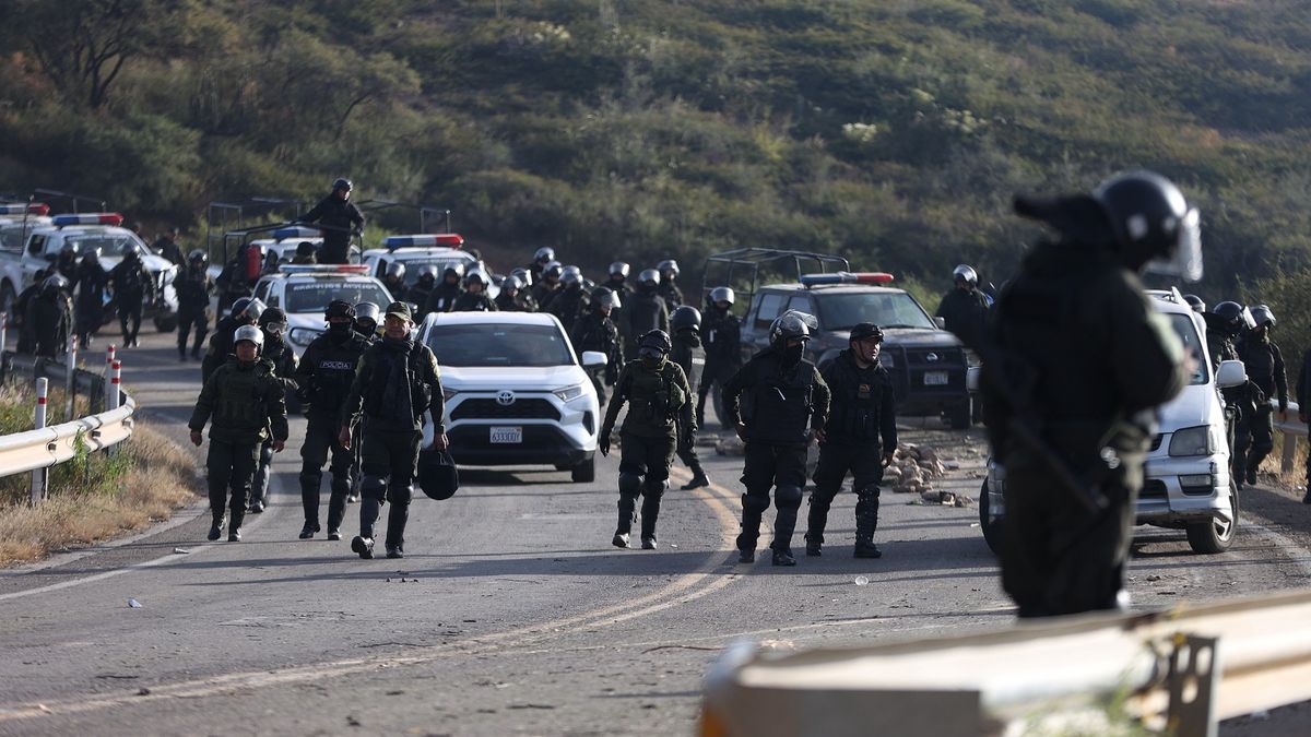 There are five dead for the confrontations between police and supporters of Evo Morales