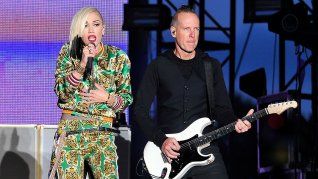 Dumont junto a la cantante Gwen Stefani. Dumont junto a la cantante Gwen Stefani.