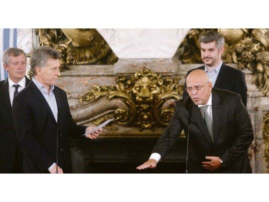 JURA. Mauricio Macri, Carlos Vignolo, Emilio Monzó y Marcos Peña.