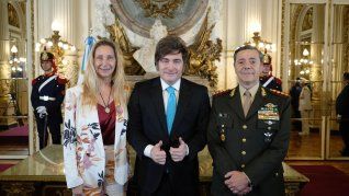 El Gobierno dispuso un nuevo aumento para FFAA y policía. El Gobierno dispuso un nuevo aumento para FFAA y policía.