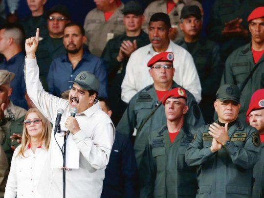 arengas vacías.Nicolás Maduro repite los gestos testimoniales, aunque ese tipo de conducta no sacará a Venezuela de su crisis política, social y económica. Ahora decidió enviar a los miembros de la Milicia Bolivariana producir alimentos en el campo.