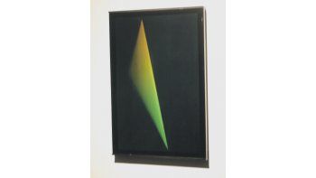ámbito.com | “Reflective hologram”, del californiano James Turrell, uno de los artistas que integran la muestra “Obsesión Geométrica- Escuela Americana 1965-2015”, que se exhibe en el MACBA.